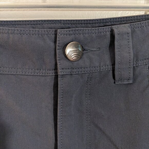 Women's Lightweight Mountain Hardwear Shorts, Size 8 - Picture 4 of 12